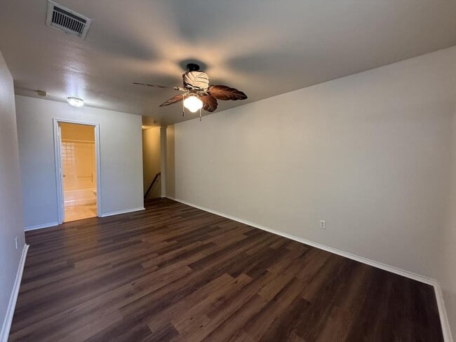 Building Photo - 5316 Joshua Ct