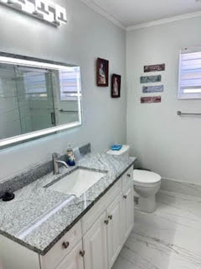 Building Photo - 550 Cypress Crossing