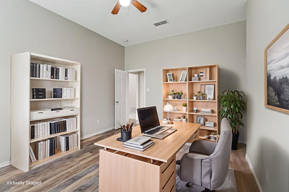 Building Photo - 1402 Stiles Ct