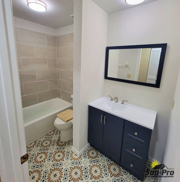 Building Photo - 108 Lacosta Ln