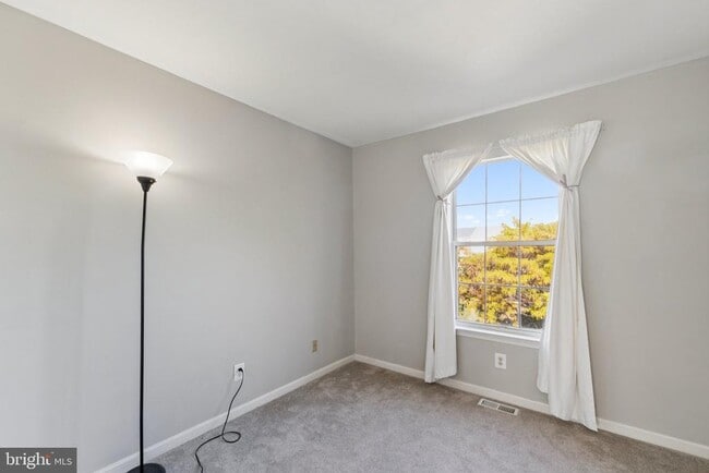 Building Photo - 1185 Cypress Tree Pl