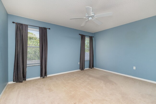Building Photo - 3236 Helmsdale Ct