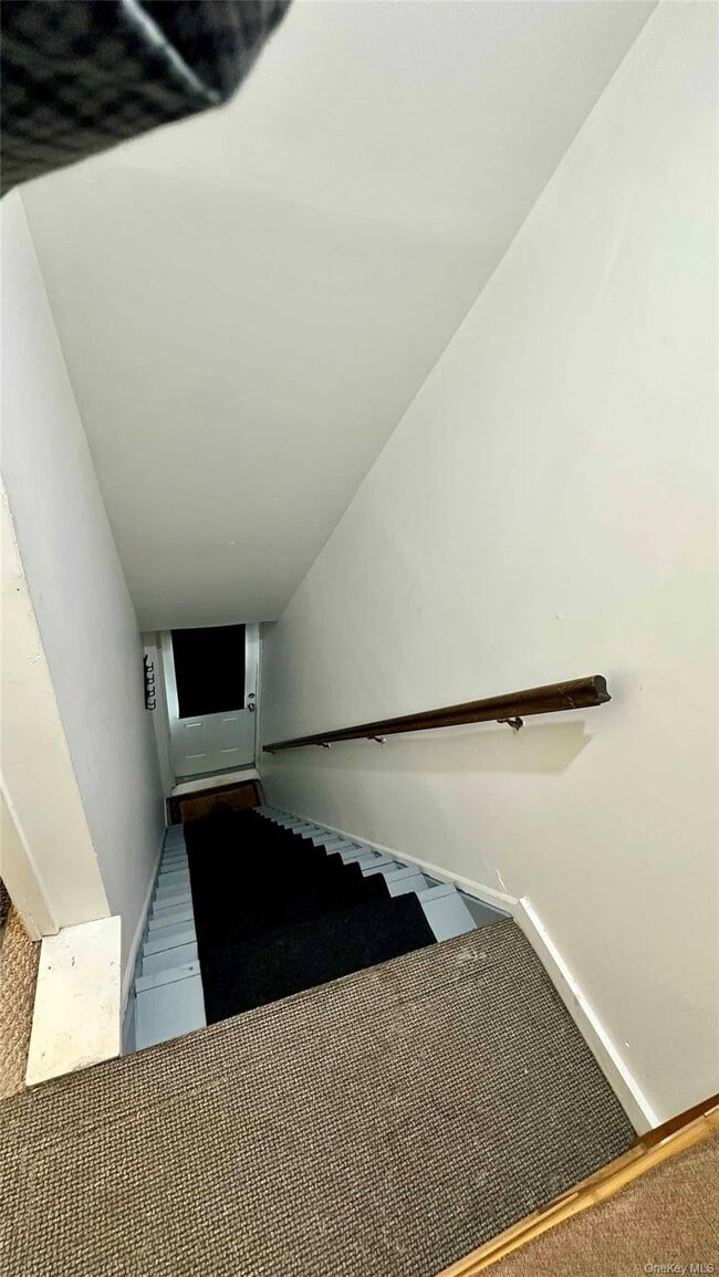 Building Photo - 22 Ludlam Ave