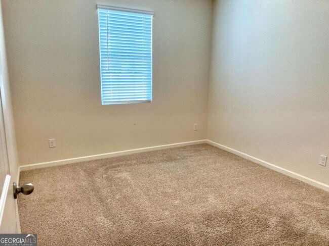 Building Photo - 107 Rapps Ave