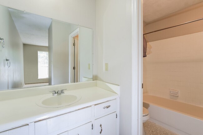 Building Photo - Beautiful 3 Bedroom Home in Augusta