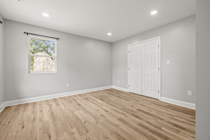 Family/Bonus Room - 14002 Creely Dr SW