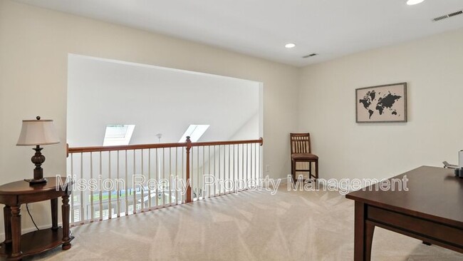 Building Photo - 5303 Creek Heights Dr
