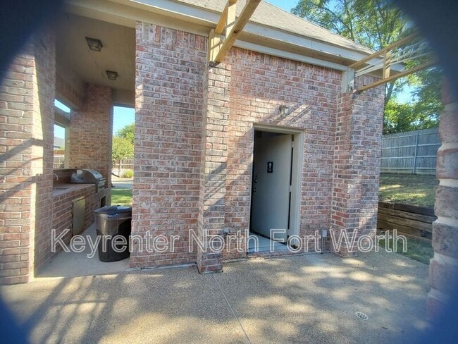 Building Photo - 6812 Cold Water Canyon Rd