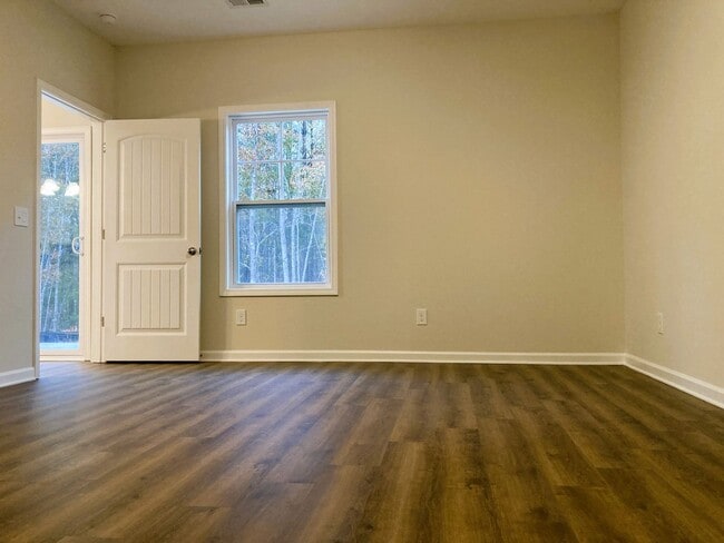 Building Photo - Wonderful Two Story Four Bedroom Home in B...