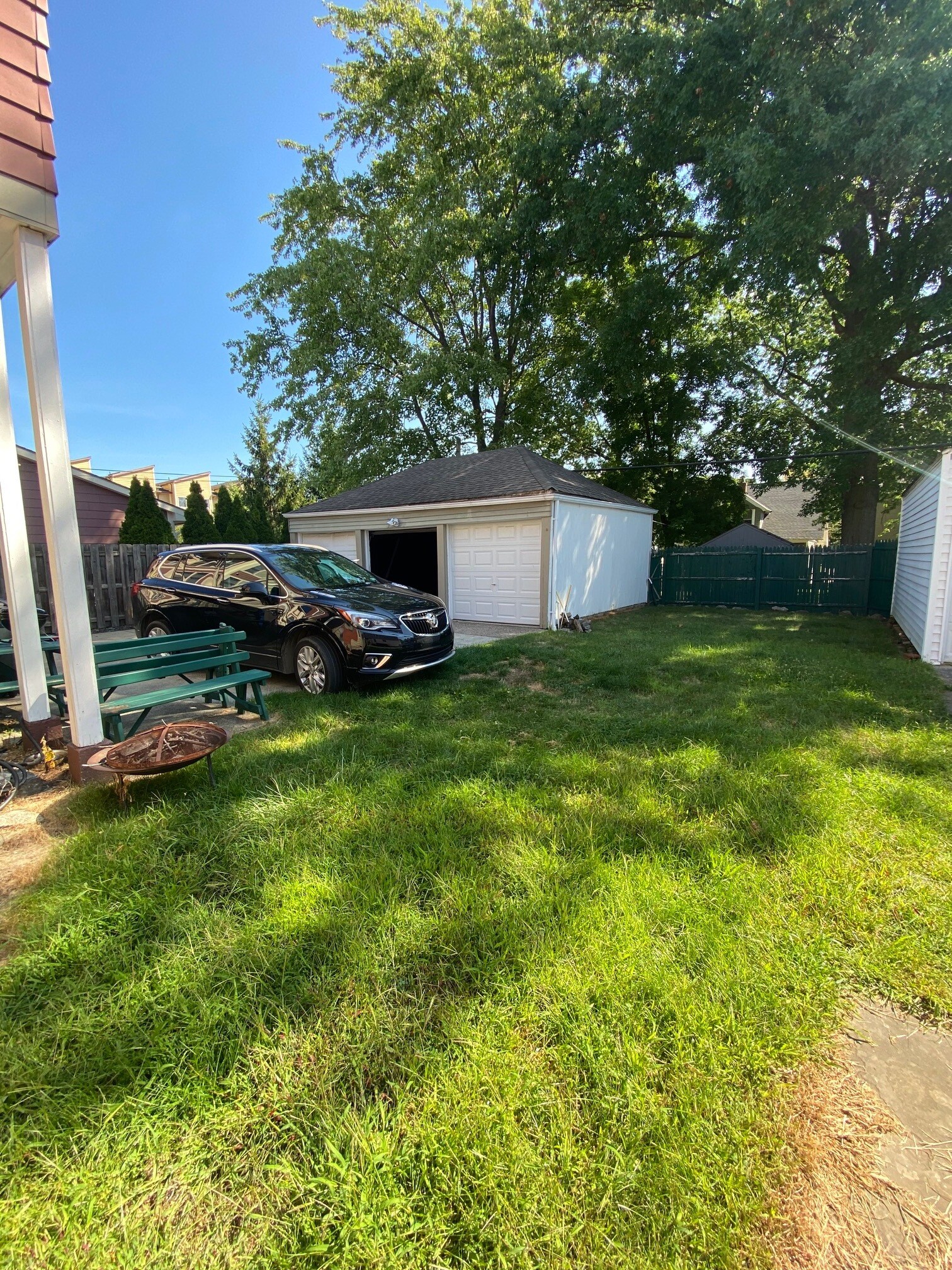 Building Photo - 1425 Hopkins Ave