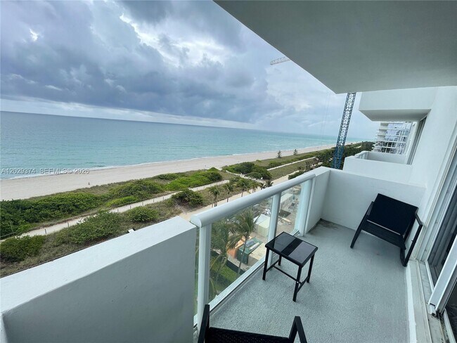 Building Photo - 9195 Collins Ave
