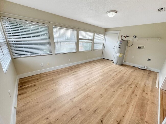 Building Photo - Remodeled Boise 3-Bedroom with Large Yard, RV Parking, Pet Friendly, Near Downtown Boise & BSU