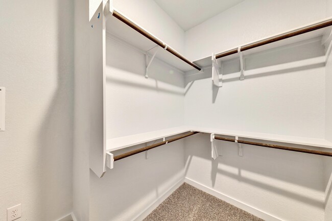 Building Photo - 311 Ravens Crst Dr