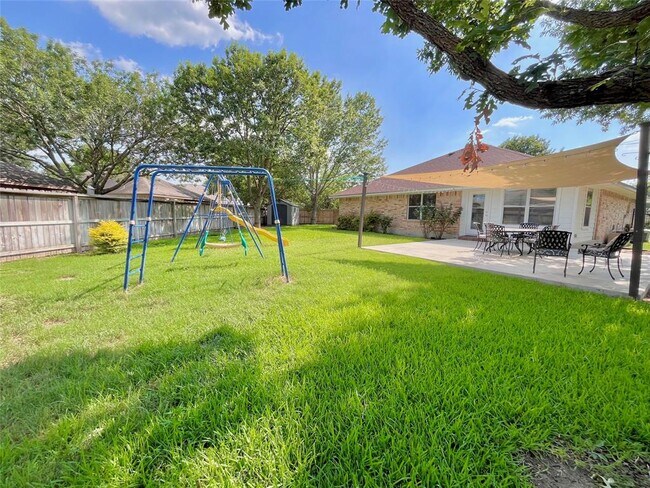 Building Photo - 1623 Anna Lee Dr