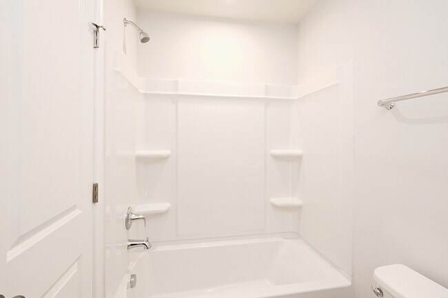 Building Photo - New Dog-Friendly Greene Co Townhome - Be The First To Live Here!