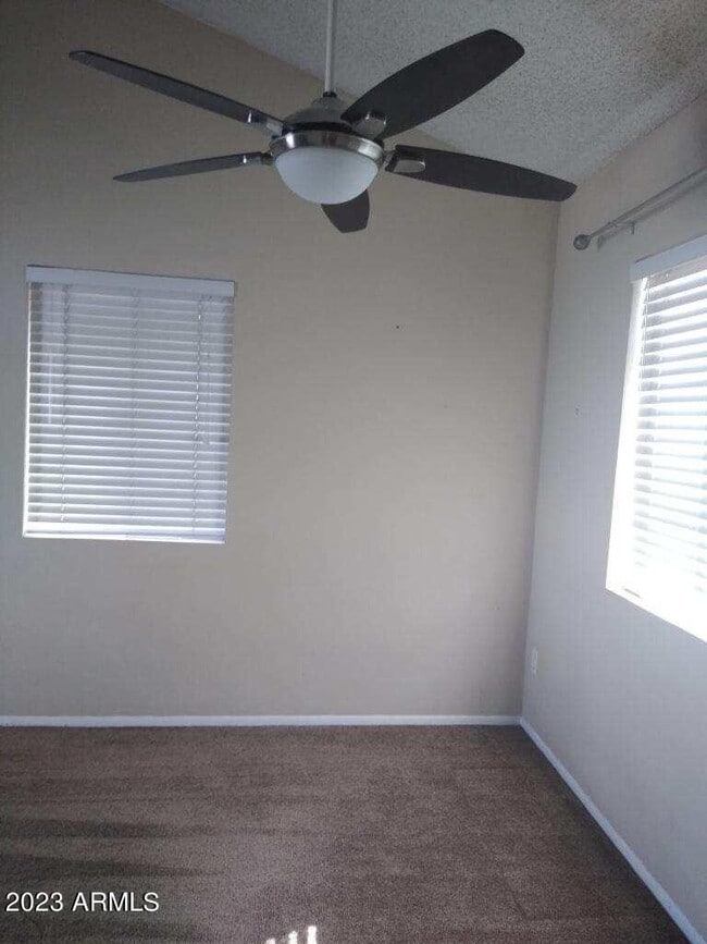 Building Photo - 7550 N 12th St