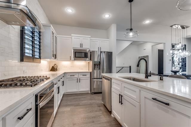 Building Photo - 2537 El Camino Ln