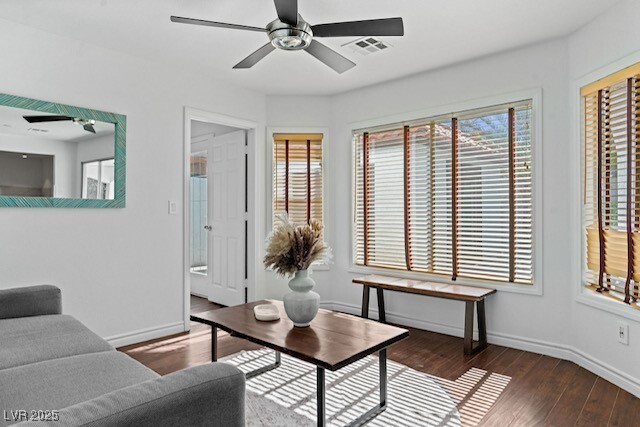 Building Photo - 2829 Via Florentine St