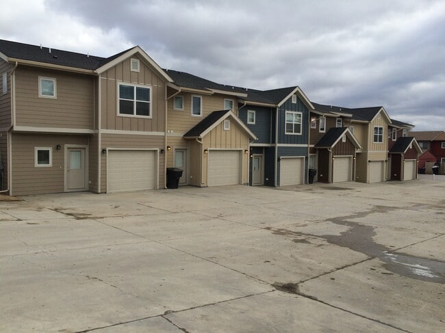 Building Photo - 3127 17th Ave W