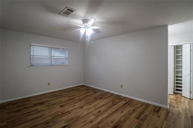 Building Photo - 2213 Shady Brook Dr