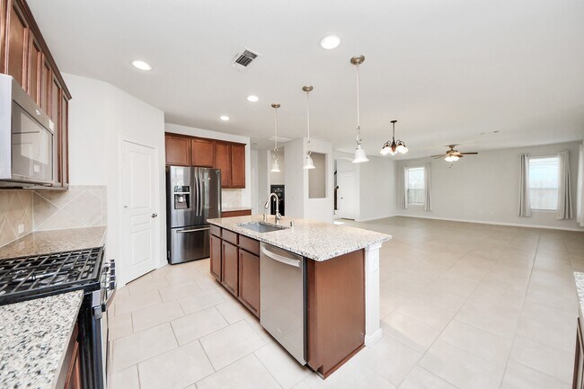Building Photo - 5118 Kingship Ct