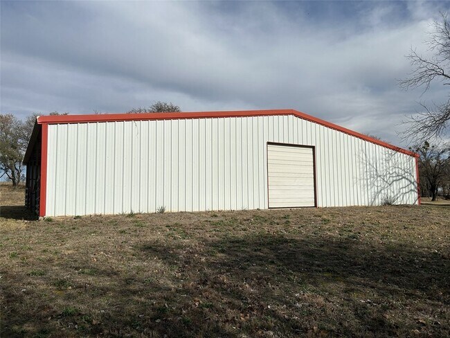 Building Photo - 307 Co Rd 4790
