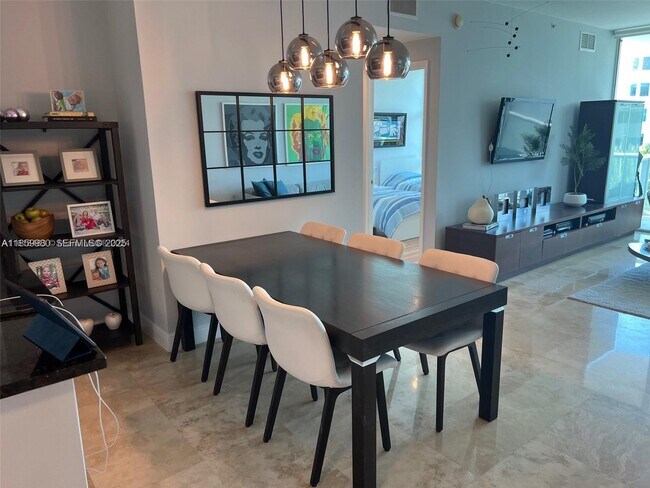 Building Photo - 3131 NE 188th St