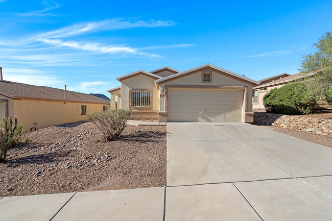 Building Photo - 3721 W Avenida Fria