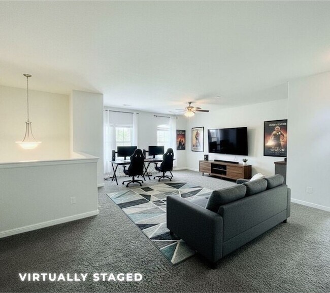 Building Photo - 1009 Cushing Dr