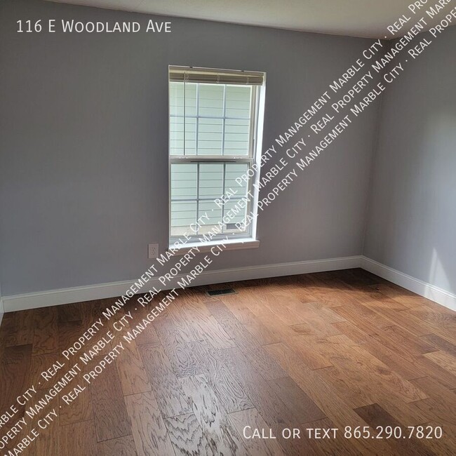 Building Photo - Beautiful Updated 2bd Home, reduced in price!