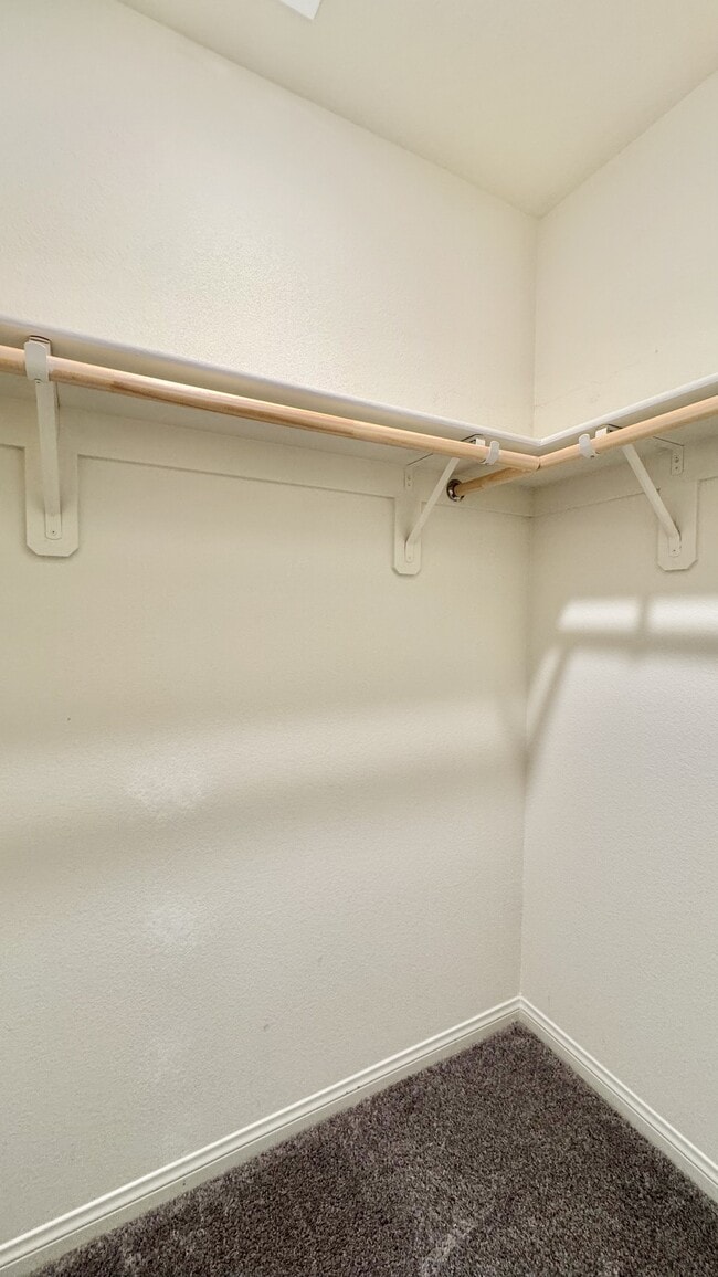 Building Photo - 9227 S Park St