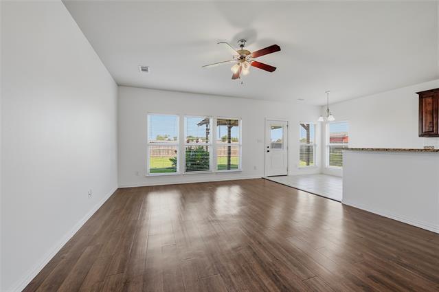 Building Photo - 1720 Fairway Dr