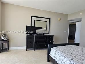 Building Photo - 2 br, 2 bath Condo - LA PERLA