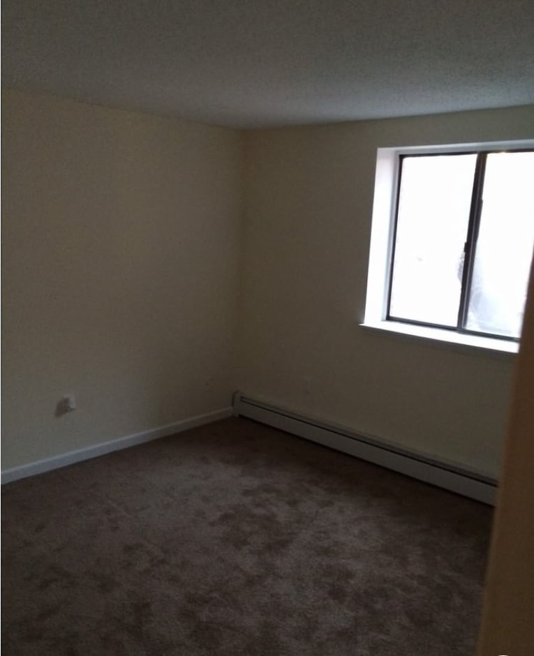 Building Photo - 755 Wethersfield Ave