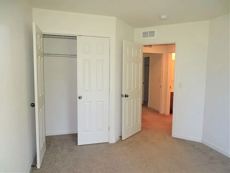 Building Photo - 181 Linda Sue Ln