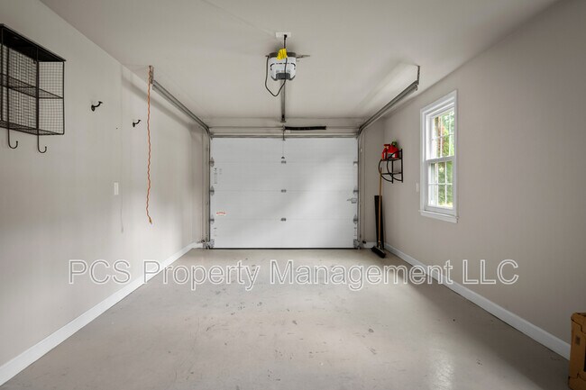 Building Photo - 3349 Seaton Rd