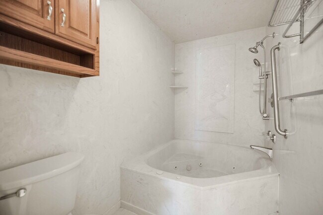 Building Photo - 9177 SW 91st Cir