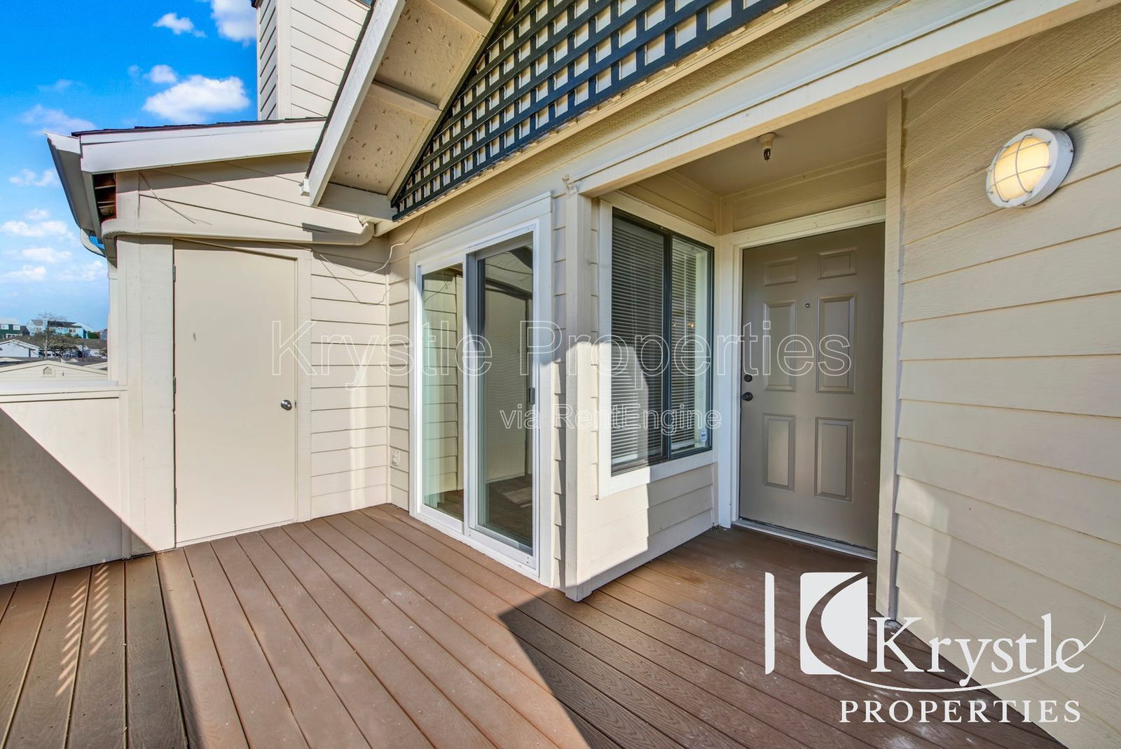 Building Photo - 1201 Glen Cove Pkwy