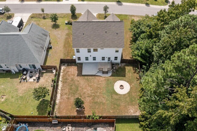 Building Photo - 604 Alston Blvd