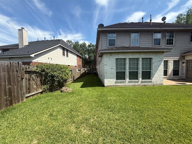 Building Photo - 14009 Hollow Canyon Ln