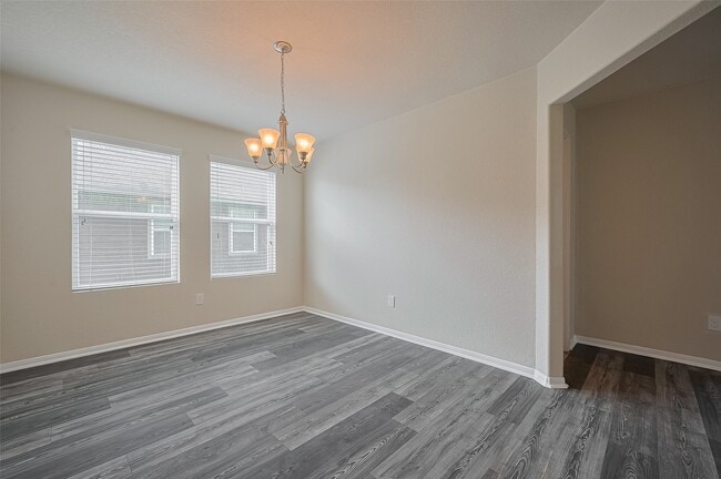 Building Photo - 2315 Zephyr Ln
