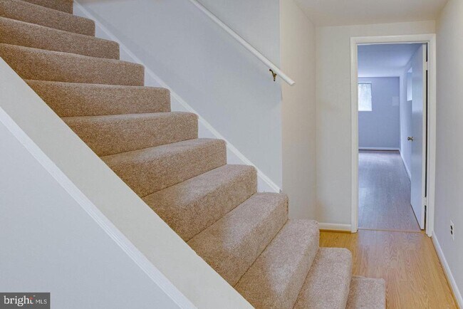 Building Photo - 12026 Waples Mill Rd