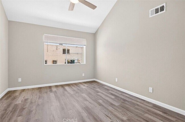 Building Photo - 6150 Rugby Ave