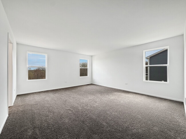 Building Photo - 1215 Stonegate Dr
