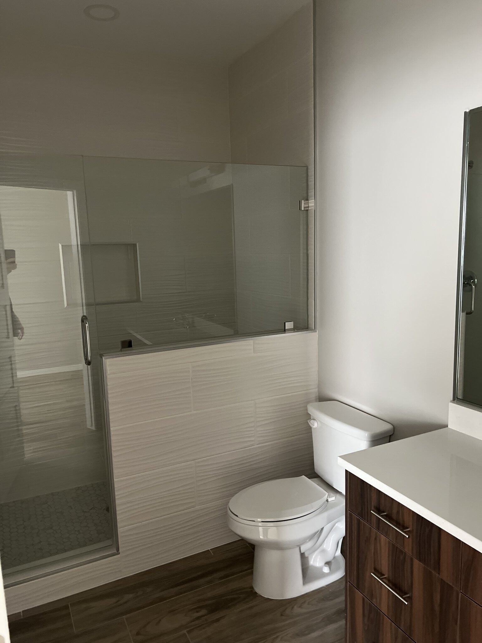 Building Photo - 84 E La Vista Ave