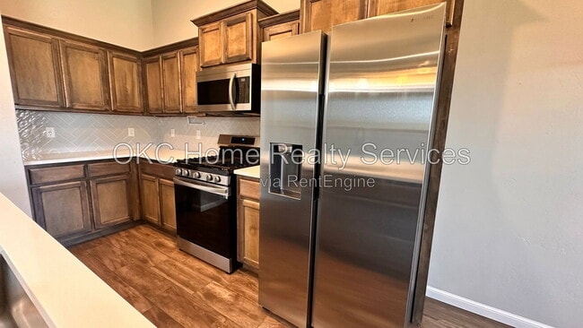 Building Photo - 7724 Windstone Dr