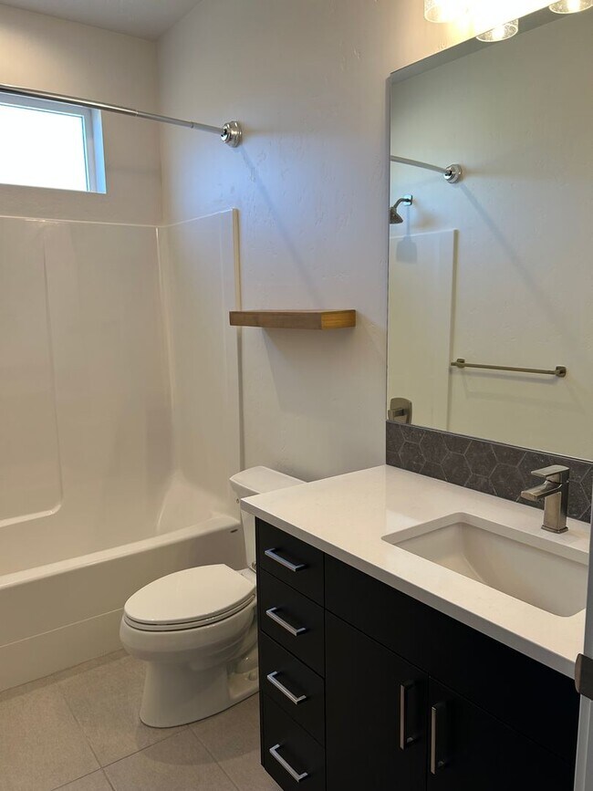 Building Photo - Riverstone: 3 Bedroom 3 Bath, Patio Home, ...