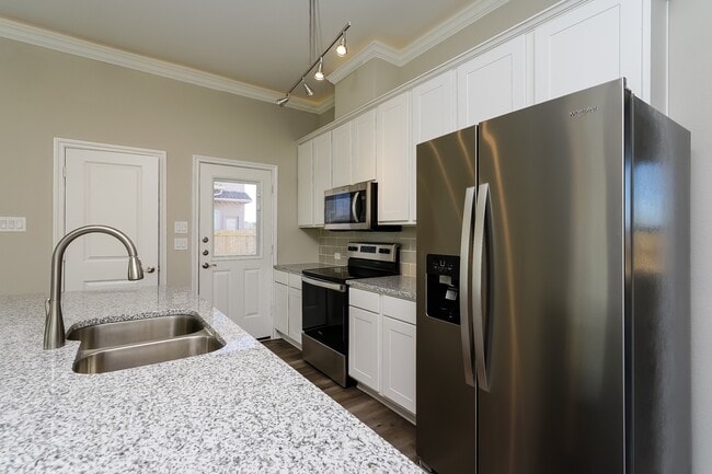 Floorplan - The Residences at Rayzor Ranch