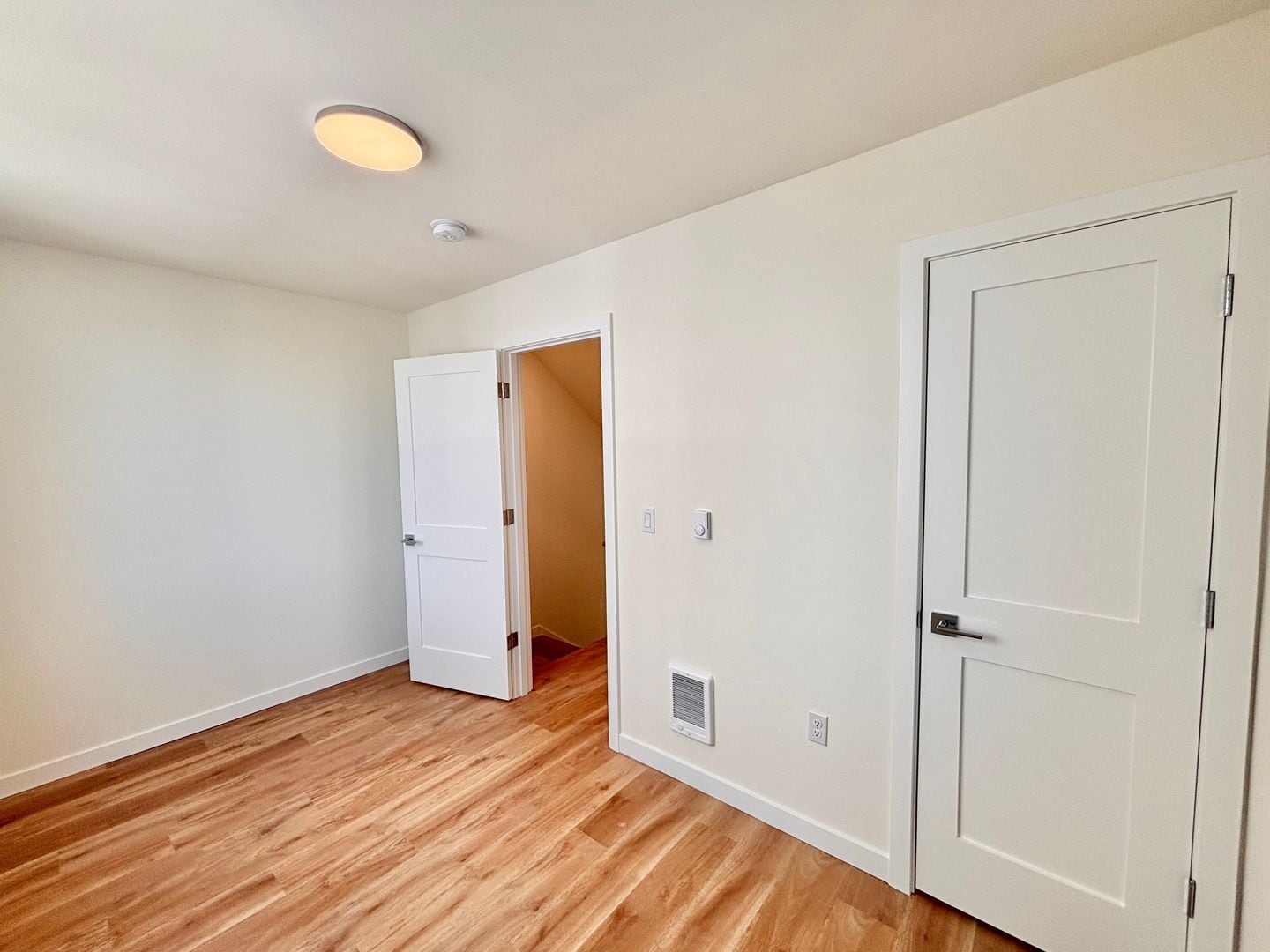 Building Photo - 3646 13th Ave W