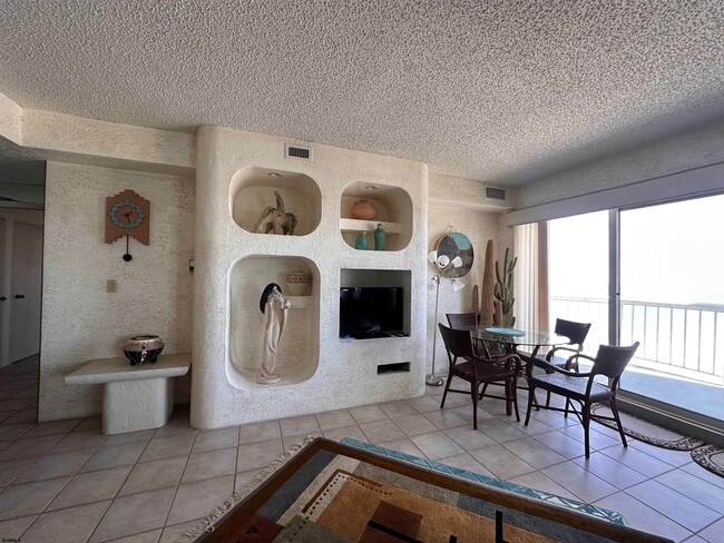 Building Photo - 3101 Boardwalk